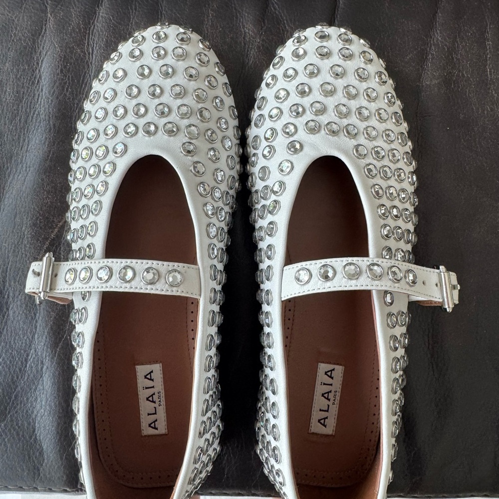 ALAIA
Leather Mary Jane Flats With Allover Studs in excellent condition.